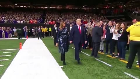 Bring back Greatness! President Trump and FLOTUS👑