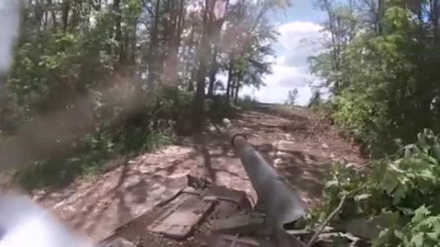 Ruské tanky bojují o Slavjansk