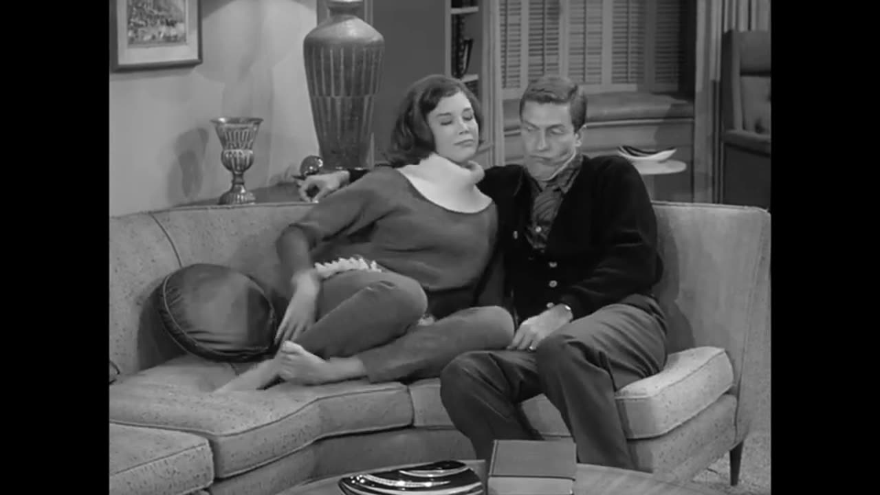 The Dick Van Dyke Show 1#8 To Tell or Not to Tell