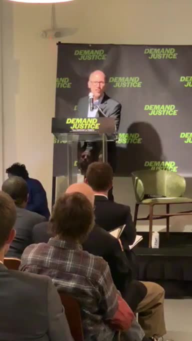 DNC chair calls for eliminating Electoral College