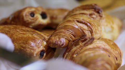 the french croissants