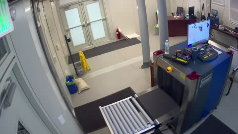 0971USCG00SouthTrailer_2021-01-06_21h40min02s180ms.mp4