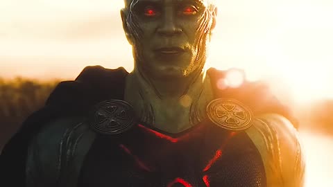 The Martian manhunter finally shows up👽