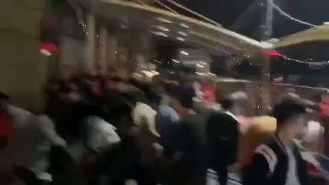 Starving Shanghai residents are looting the supermarkets,