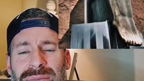 The Hoover Dam, what is it about?