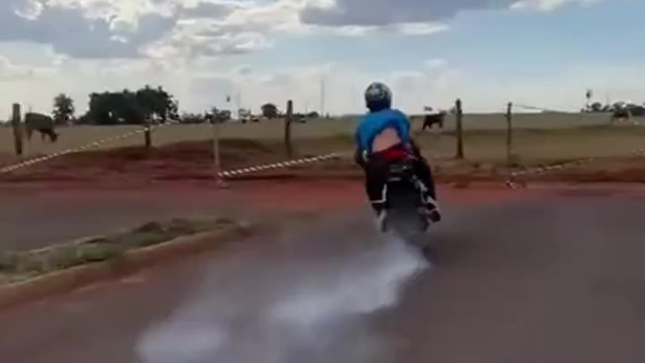 🏍️Biker ran out of road