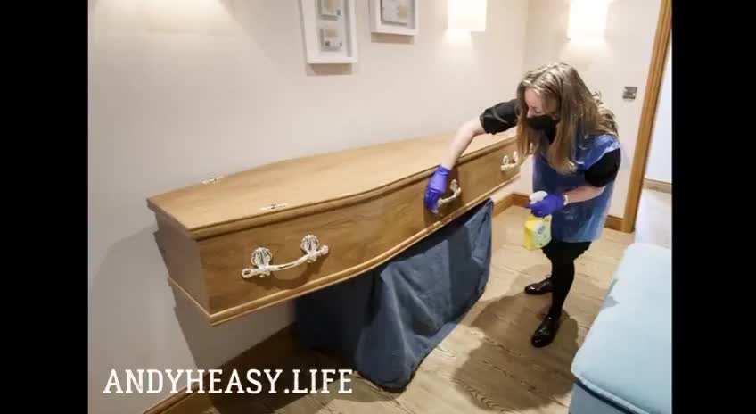 FUNERAL DIRECTOR SPEAKS OUT. DEATHS STARTED IN JAN 2021 AFTER THE ROLL OUT OF THE JABS.
