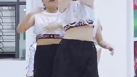 Battle Trend Tiktok các lớp học -VHunter Kids (part 5) _ Cuộc chiến Tiktok #vhunter #dance #tiktok