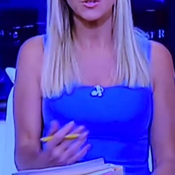 Smoking Ainsley Erhardt