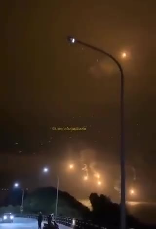 Čínské dělostřelecké cvičení, palba směrem k Tchaj - wanu