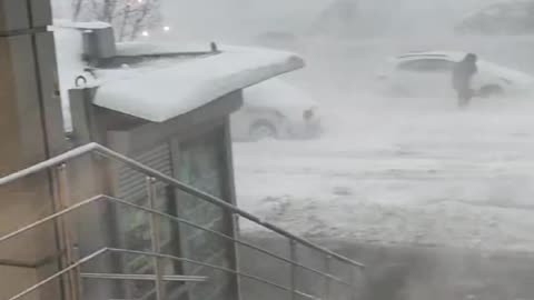 Moscow is covered by a “black blizzard”