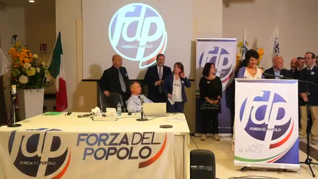 Congresso di Forza del popolo a Milano