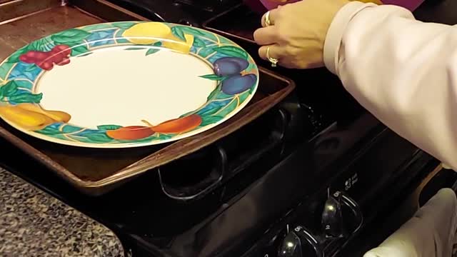 Tupperware Silicone muffin form