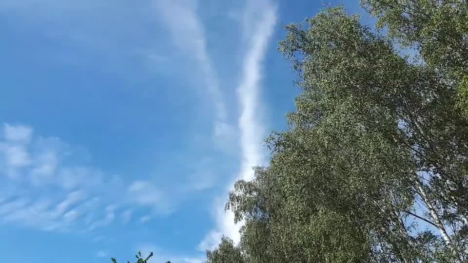 Himmel in Berlin am 21.08.2022 um 14:40 Uhr