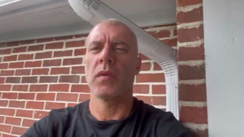 The merit of the lone voice. Moment 228