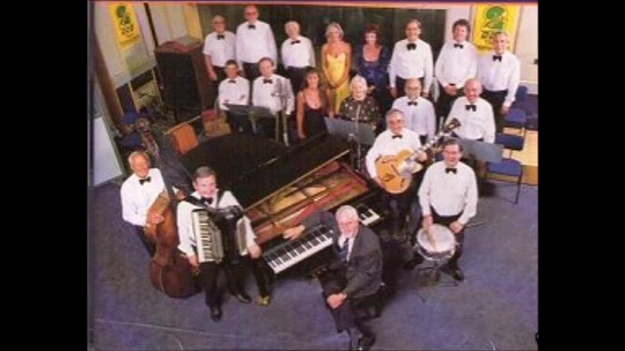 Sing Something Simple - excerpt from the last Programme 25th November 2001