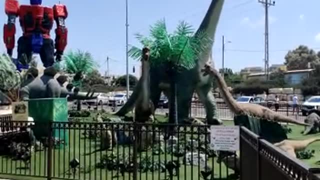 Bambelbi vs dragon