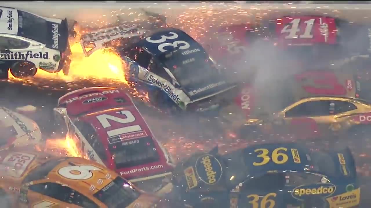 MASSIVE Daytona RACE crash takes out