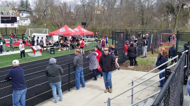 4.2.22 - Boys 4x200m Relay @ Holmes HS Heats 1-2
