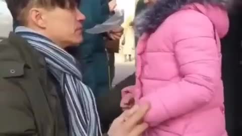 father says goodbye to daughter before leaving for war