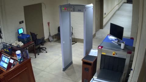 5133CHOBBAGarageScreening2_2021-01-05_23h02min30s177ms.mp4