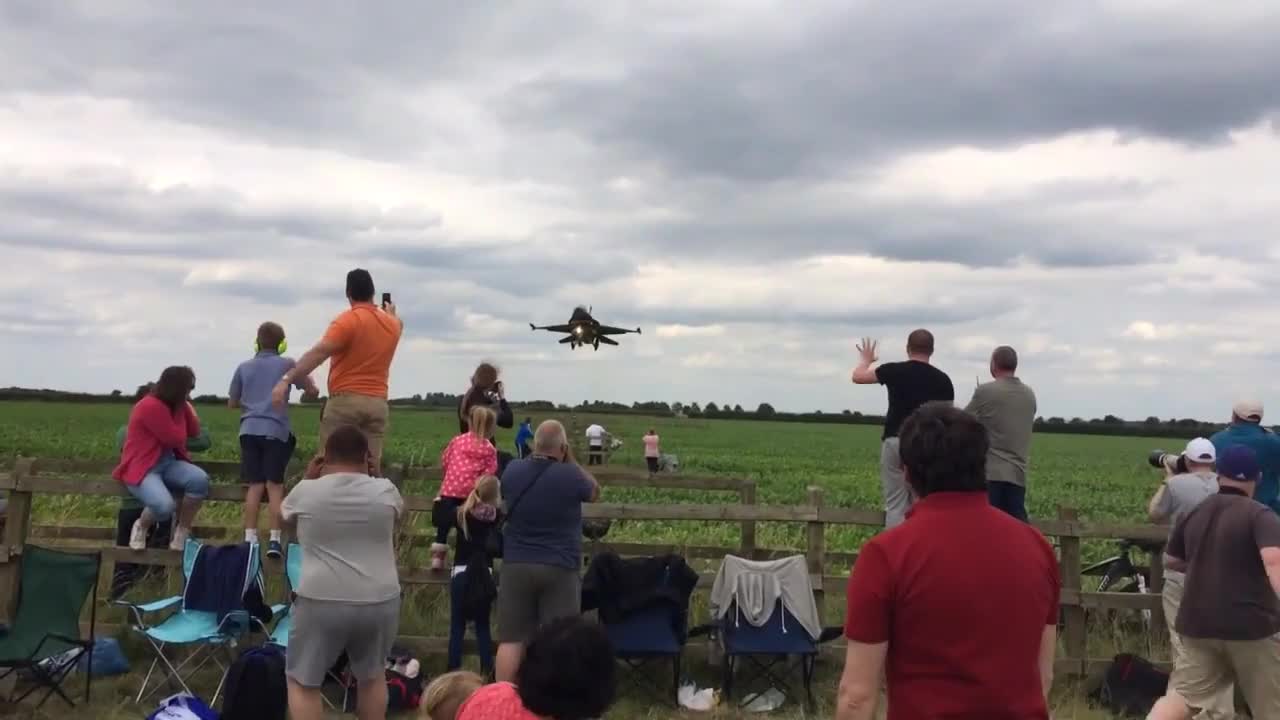 F16 Airplane landing so so close to the public at Waddington airshow 2014