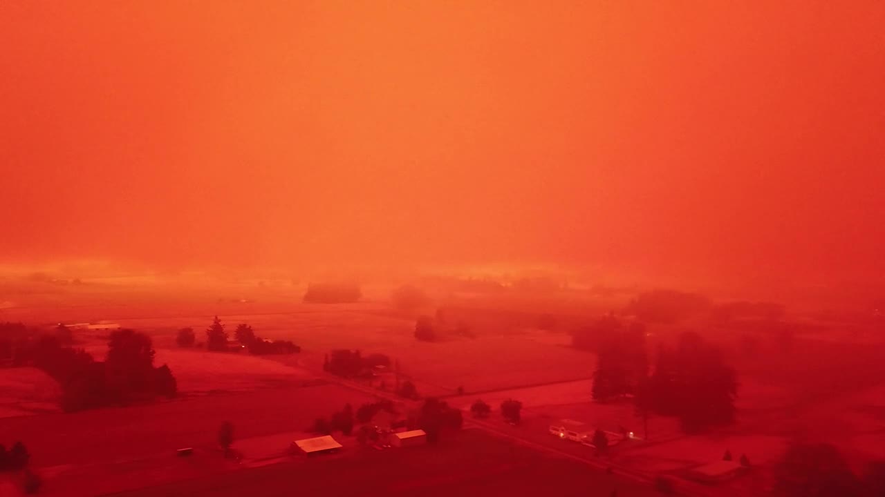 2019 santiam fire/ Kate Brown fire by locs.