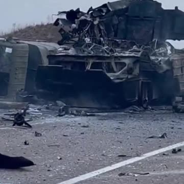 Destroyed Ukrainian SAM 9K33 "Osa-AK" and GAZ-66