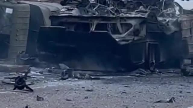 Destroyed Ukrainian SAM 9K33 "Osa-AK" and GAZ-66