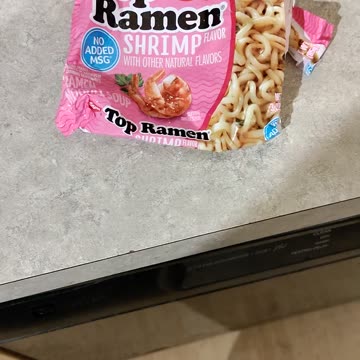 Eating Nissin Top Ramen Shrimp Flavor, Dbn, MI, 8/20/23