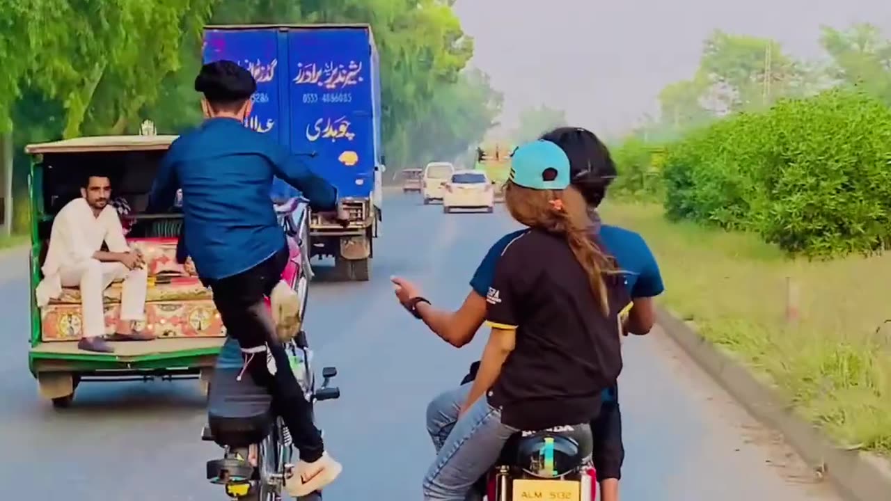 Pakistani bike weelor