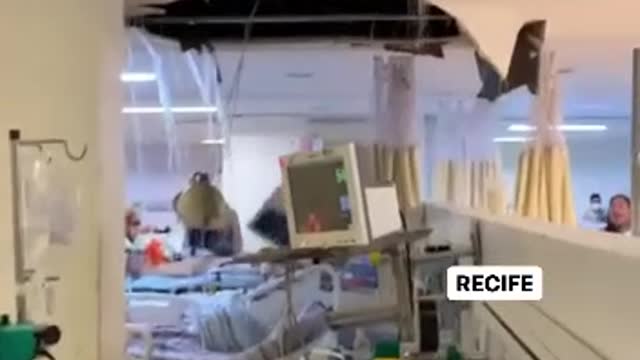 Hospital collapsing in Brazil