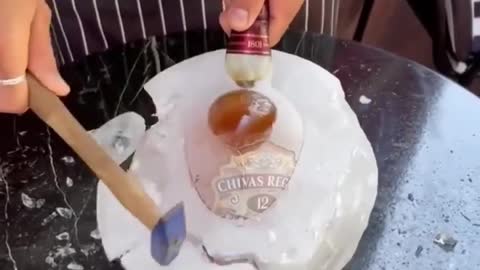 Rum opening