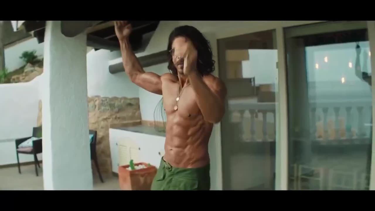 Hame to loot liya ishq walon ne full song Pathan song shahrukh Khan , Deepika Padukone
