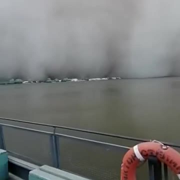Sand storm hits city of Astrakhan