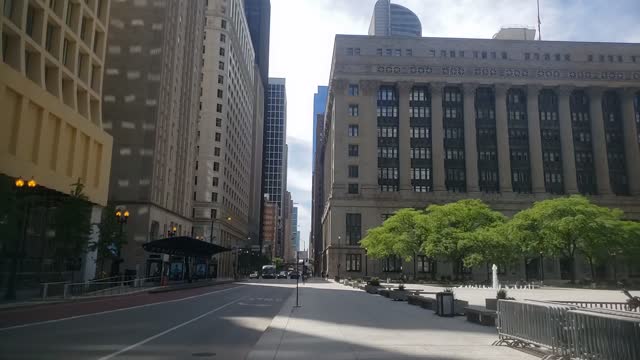 Chicago's City Hall and Picasso