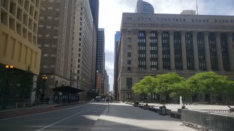 Chicago's City Hall and Picasso