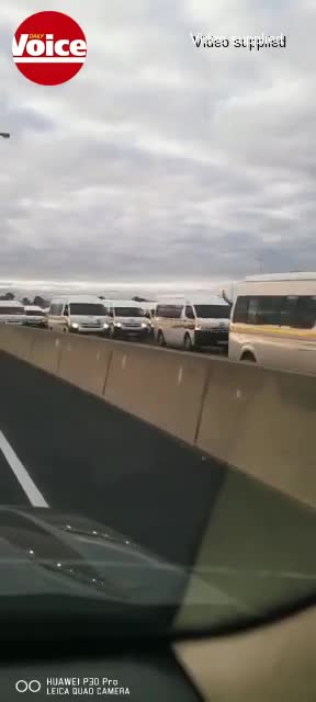 No taxis for commuters as 2 000 drivers march