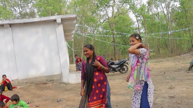funny dance in valley