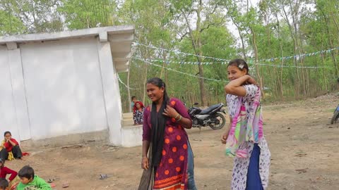 funny dance in valley