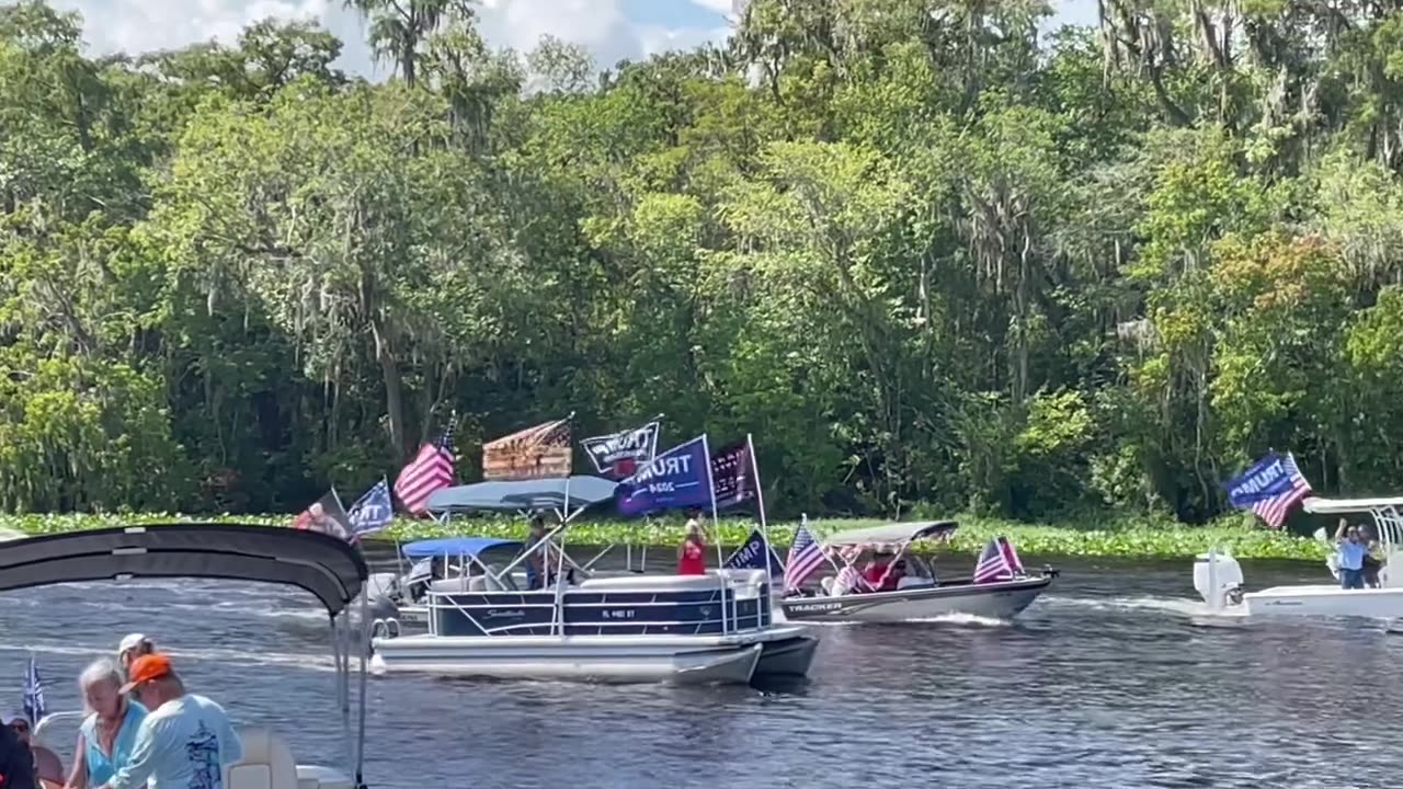 Trump supporters hold MAGA boat parade on the St. John’s River in Central Florida