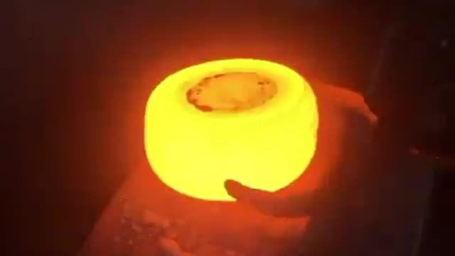 Satisfying Metal Shaping - Oddly Satisfying