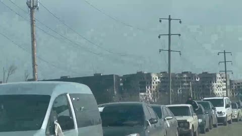 Ukrainians finally leaving Mariupol after days of bombardmends