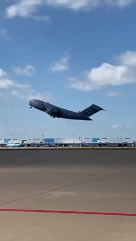 That is one STEEP takeoff 🔥🔥🔥