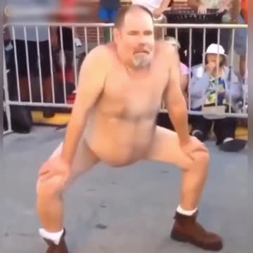 Garlic Humor - Grace of a Cat 😂