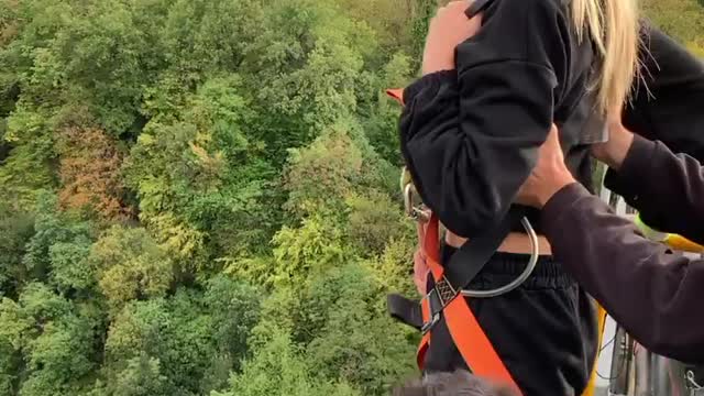 bungee jumping