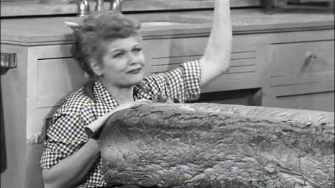 I Love Lucy Season 1 Episode 25 - Pioneer Women