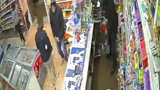 Robbed by ‘cops’: Skelms in uniform try to abduct shopkeeper