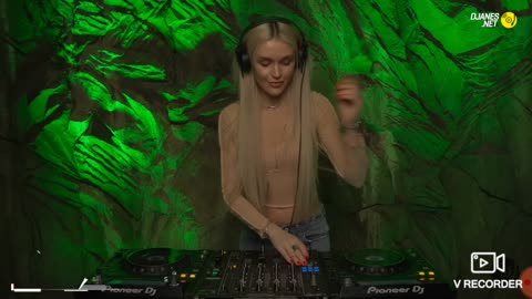 James D & Sillycon Valley Sploooge Crew Want to Play Fk Fk Games pt 1