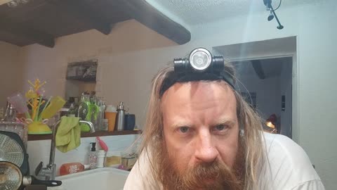 2022-08-23 (3) - Unboxing - Litière - Rangement - Twitch Triskelina
